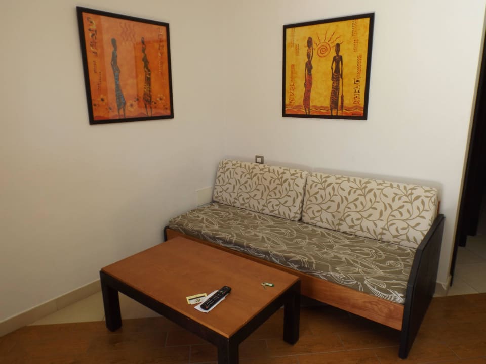 Sofa HL Miraflor Suites Hotel