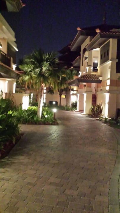 Abendlicher Spaziergang Anantara The Palm Dubai Resort