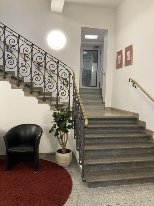 Lobby Dom Hotel Augsburg