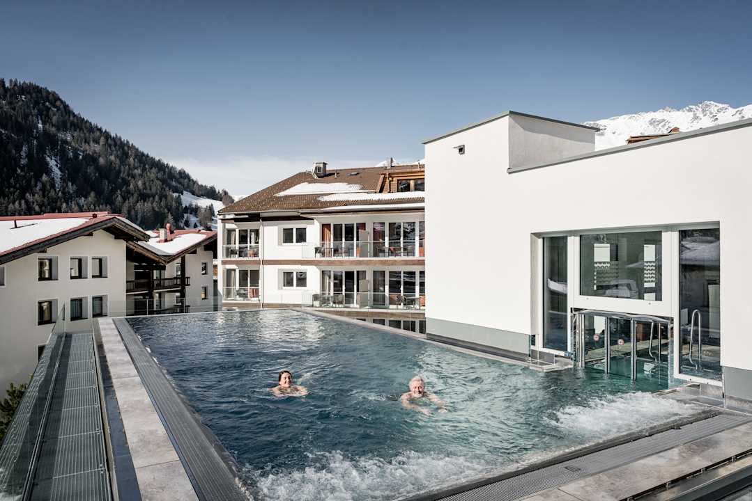 Pool Alpin Art & Spa Hotel Naudererhof Superior