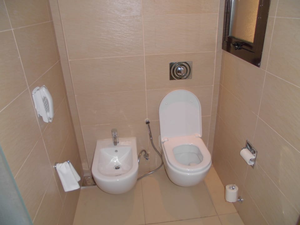 WC Anantara The Palm Dubai Resort