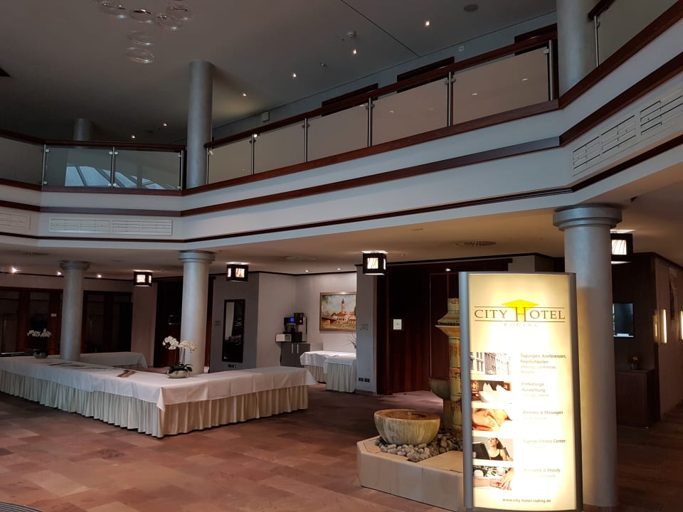 Lobby City Hotel Roding