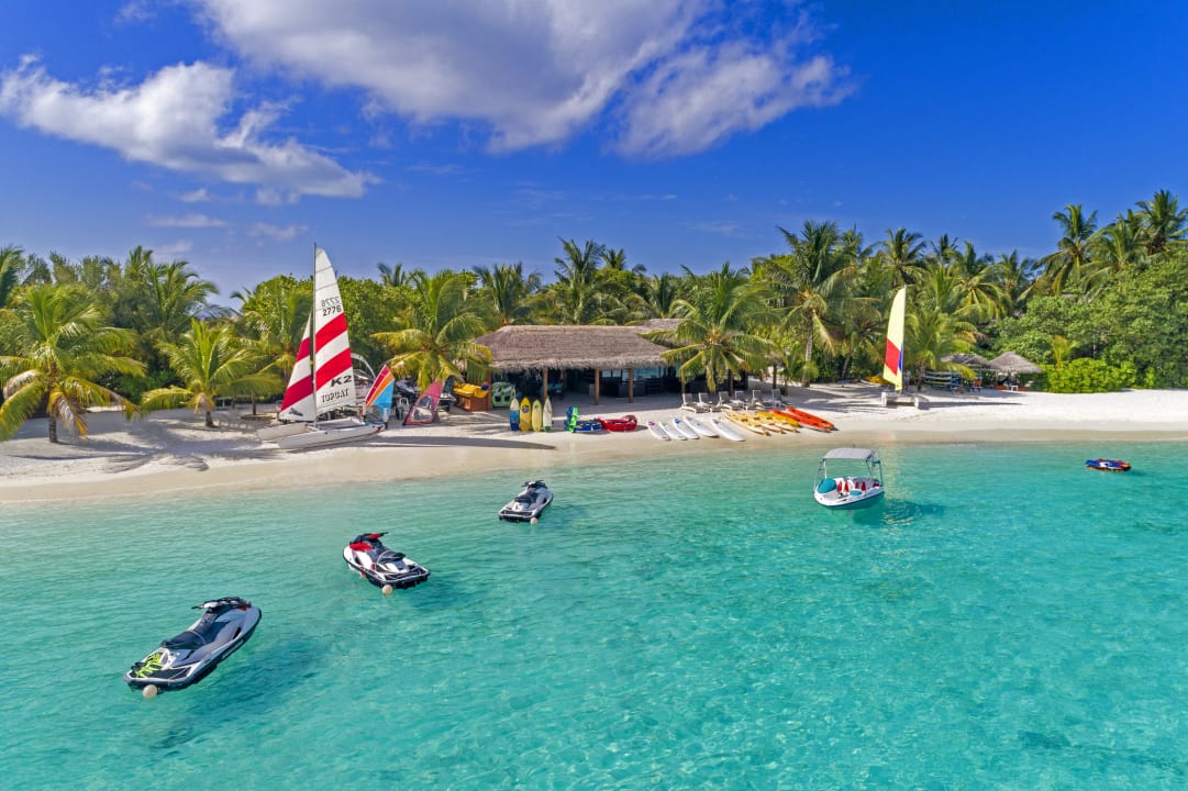 Strand Sheraton Maldives Full Moon Resort & Spa