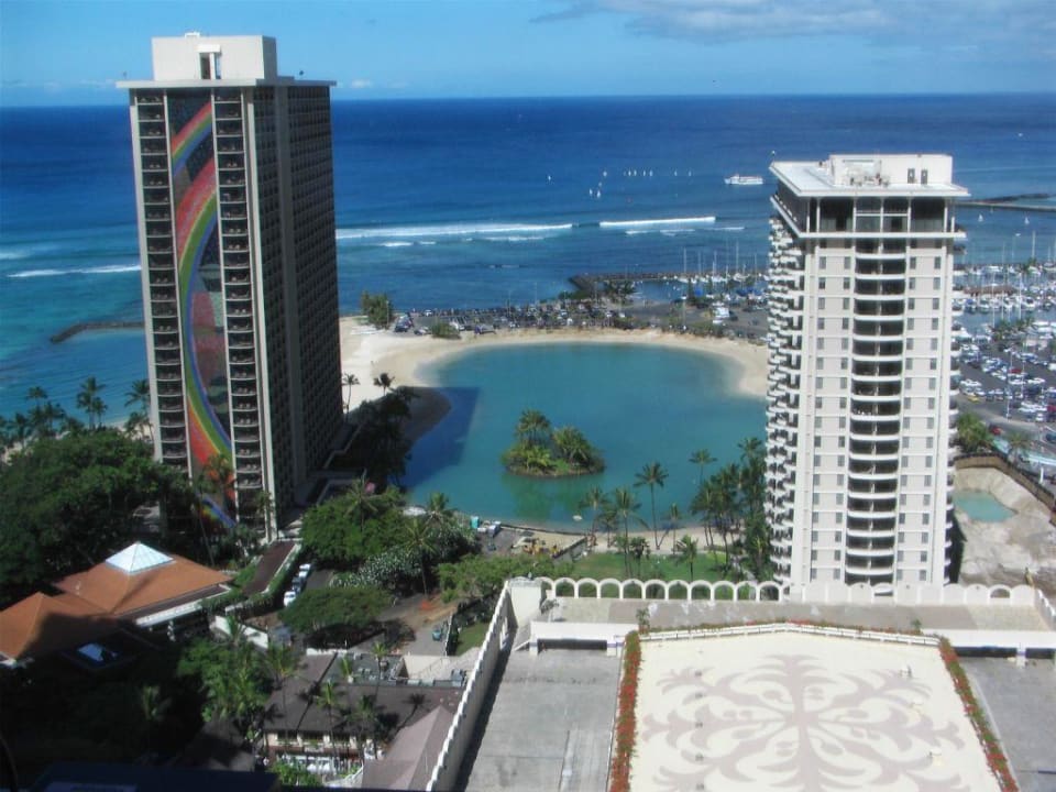 Blick vom Kalif-Tower auf die Lagune Hilton Hawaiian Village Waikiki Beach Resort
