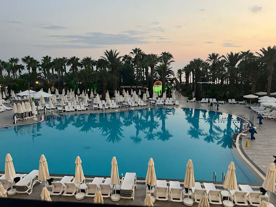 Pool Delphin Deluxe Resort