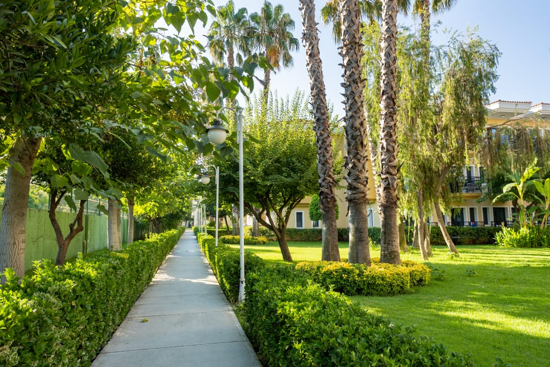 Gartenanlage Club Hotel Phaselis Rose