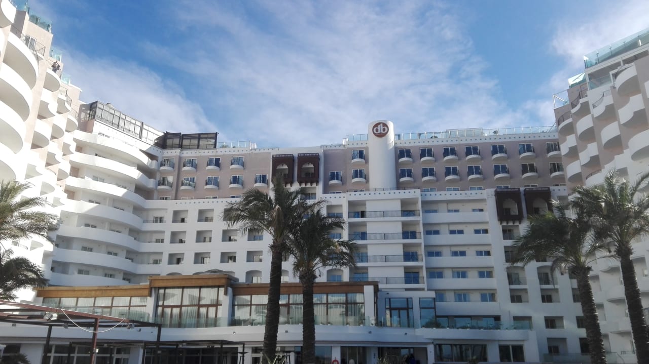 Außenansicht db San Antonio Hotel + Spa