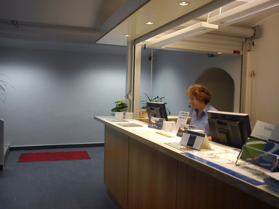 Reception Hostel Dalagatan