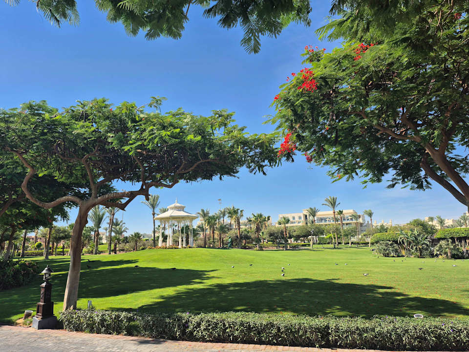 Gartenanlage Steigenberger ALDAU Beach Hotel