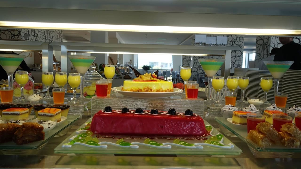 Nachtisch Asterias Beach Resort