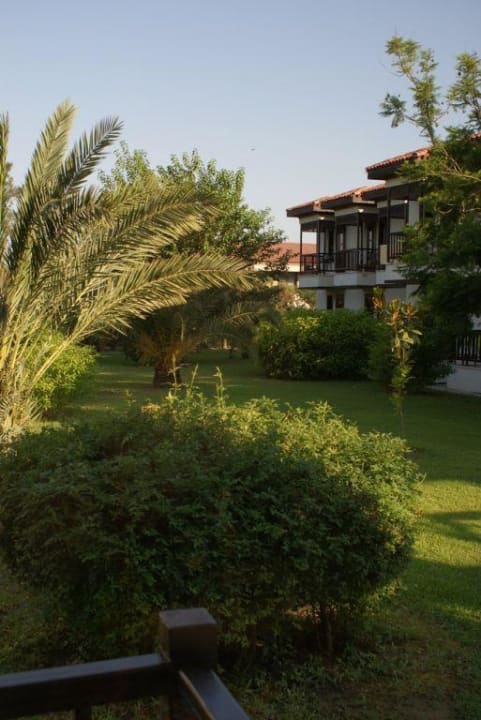 gepflegte Gartenanlage Hotel Club Nena