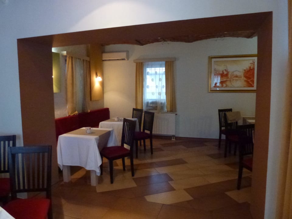 Frühstücksraum Hotel Kriva Cuprija 2