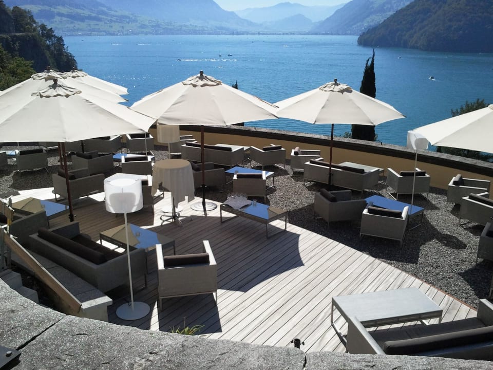 Lounge unterhalb von Terrasse See- und Seminarhotel FloraAlpina