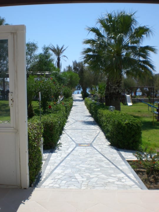 Gartenanlage Pegasos Deluxe Beach Hotel