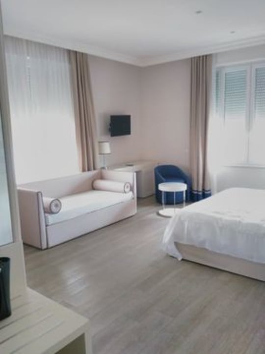 Zimmer Grand Hotel & Riviera