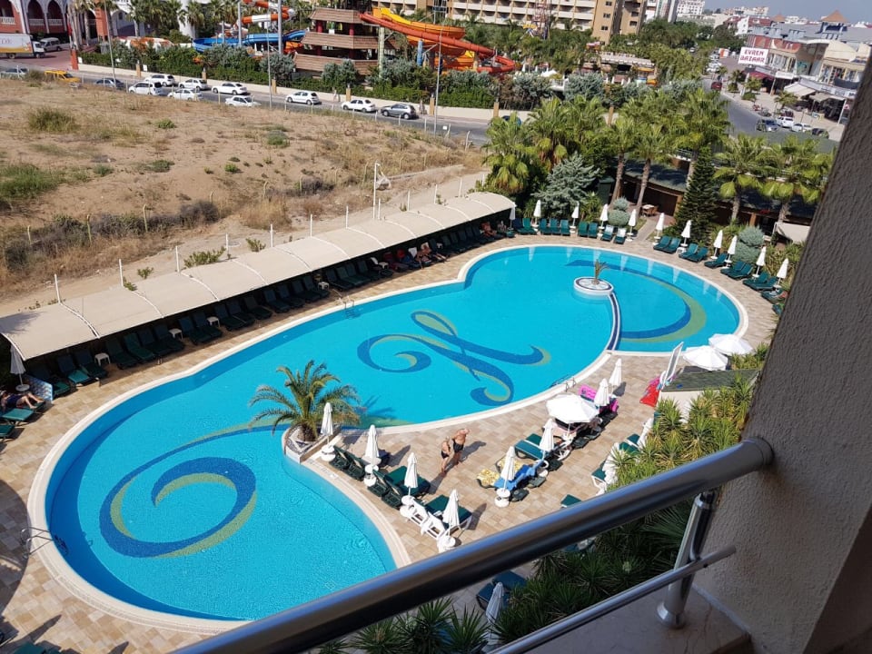 Aussicht vom Balkon (Nebengebäude) Calimera Hane Garden