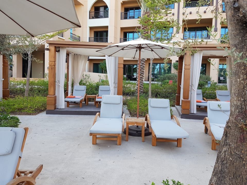 Gartenanlage Saadiyat Rotana Resort &  Villas