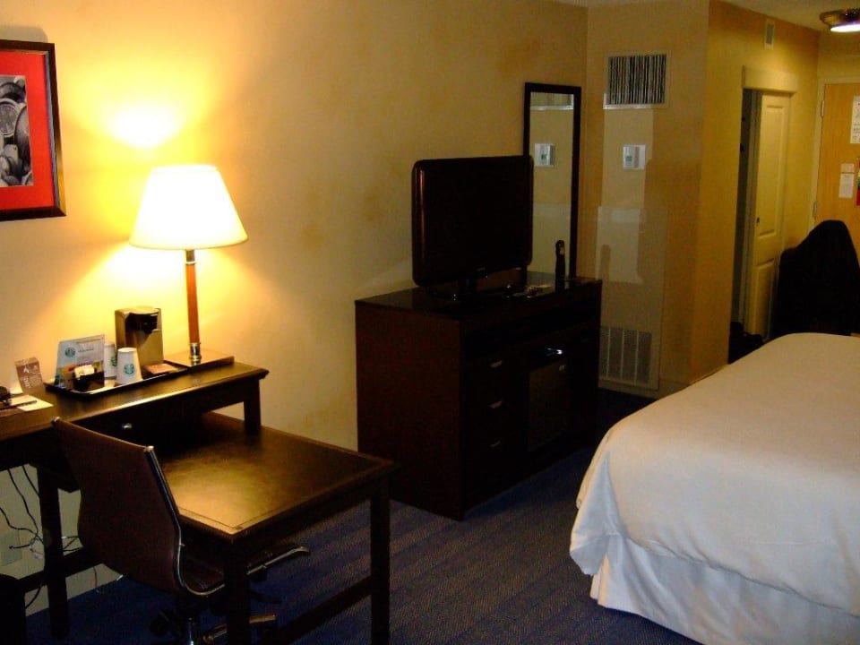 Zimmer Hotel Sheraton North Houston at George Bush Intercontinental