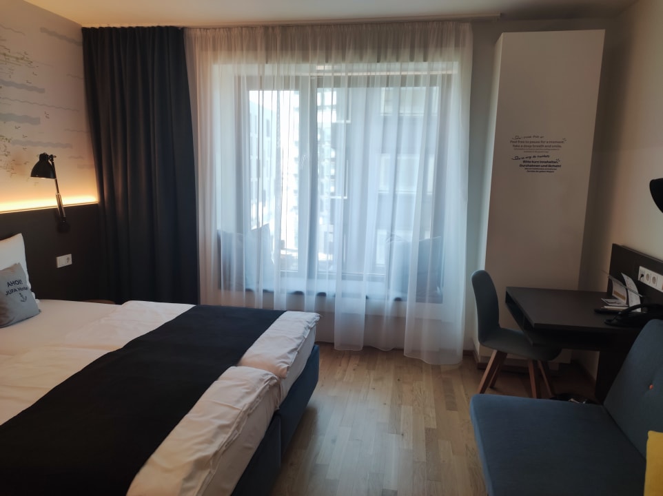 Zimmer JUFA Hotel Hamburg HafenCity