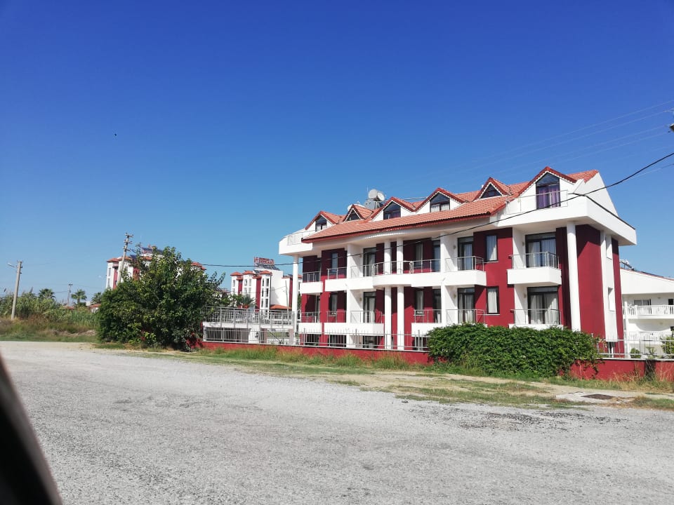 Außenansicht Carna Garden Hotel