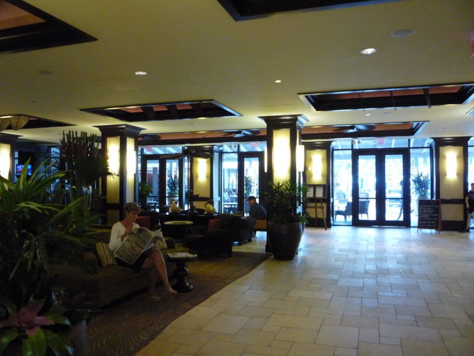 Lobby Hawks Cay Resort