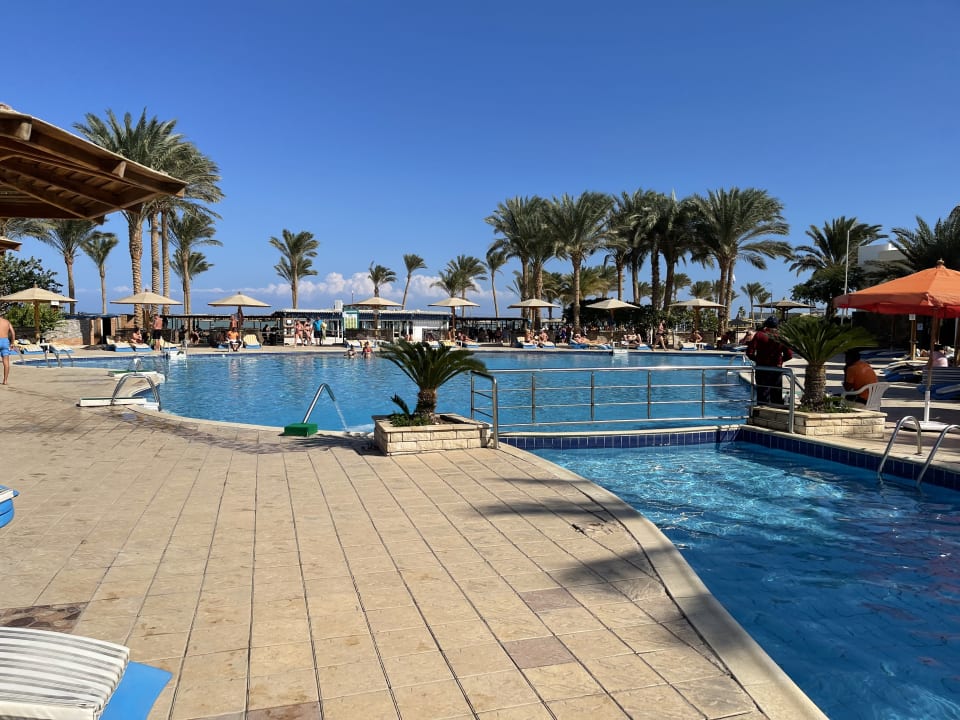 Pool Golden Beach Resort