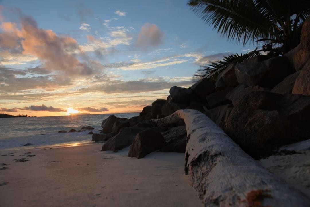 Sunset Castello Beach Hotel