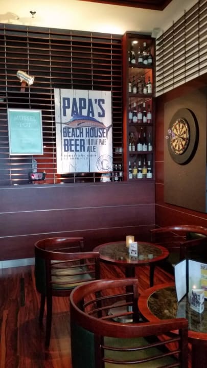 Ansprechende Sportsbar Hotel Courtyard by Marriott Amsterdam Airport