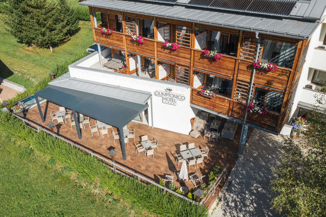 Außenansicht Hotel Olimpionico