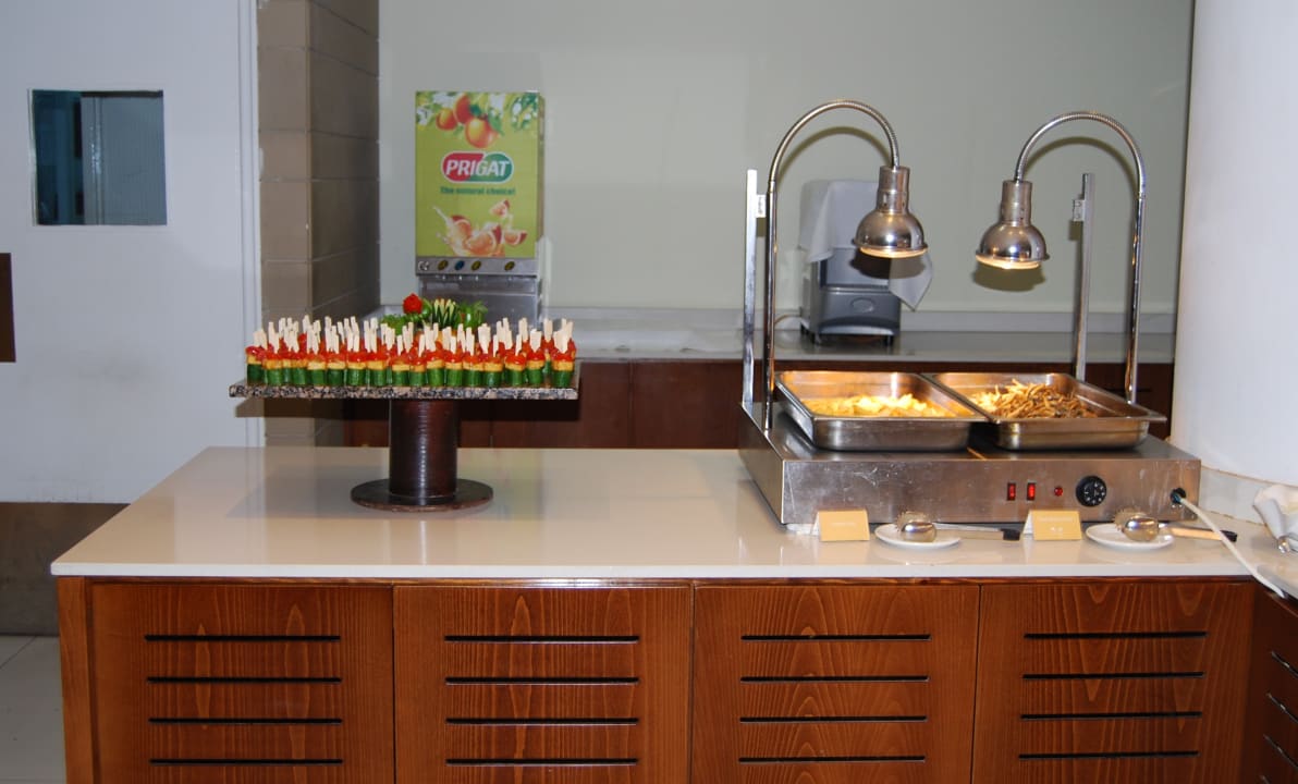 Gastro Crystal Springs Beach Hotel