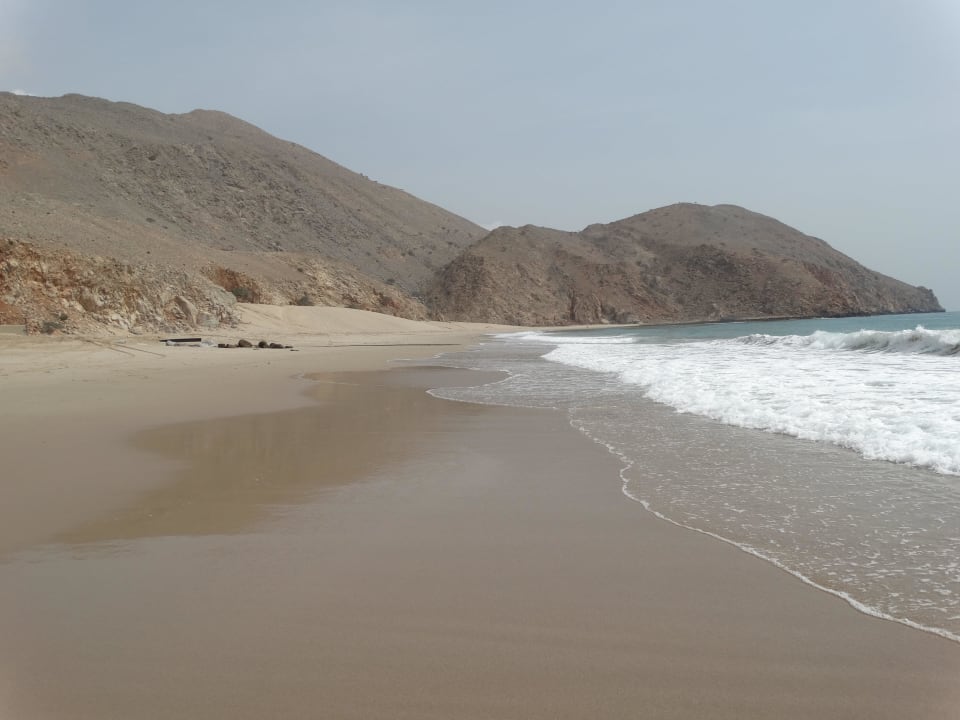 Wielka,piaszczysta i pusta- dobra na spacery Golden Tulip Resort Dibba