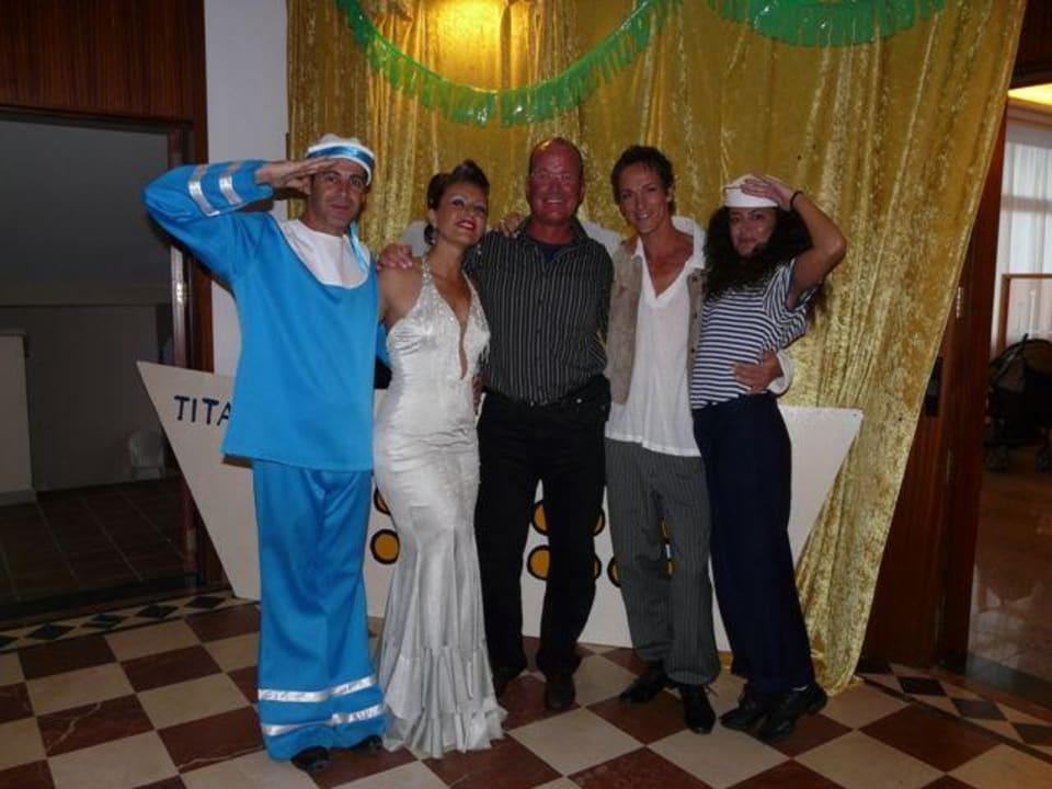 Animation Hotel Riu Oliva Beach Resort