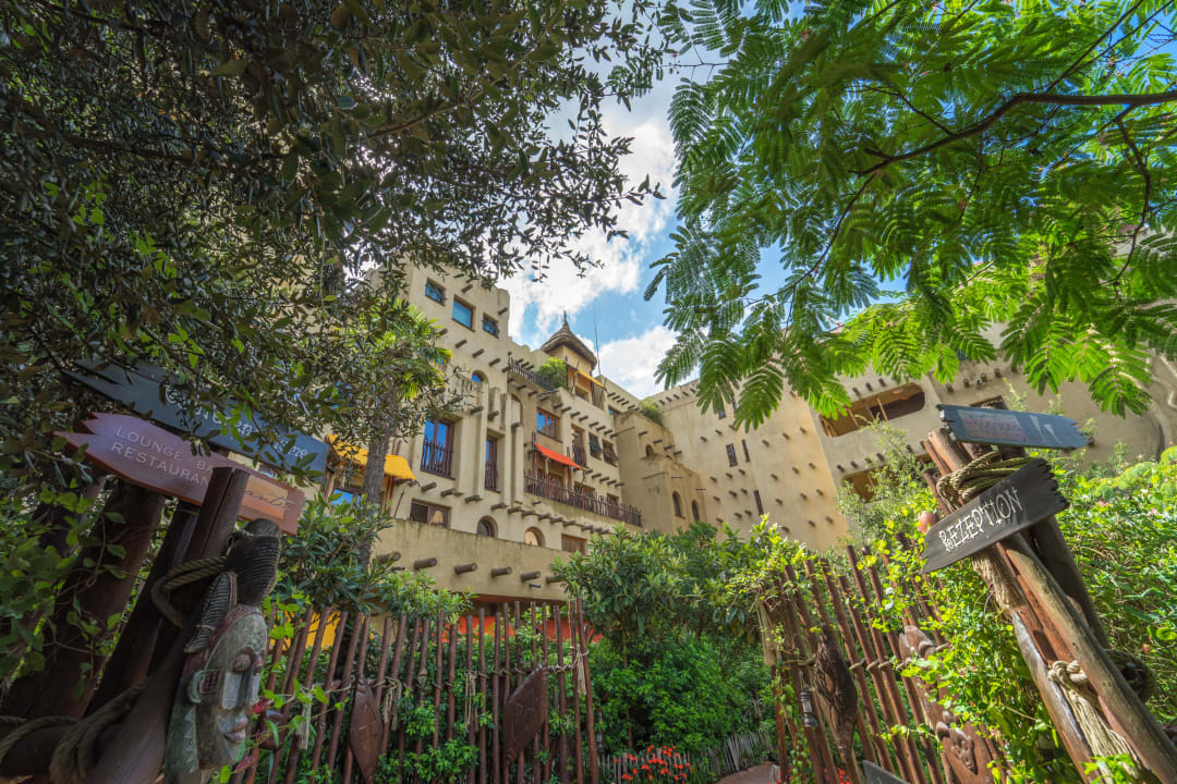 Außenansicht Hotel Matamba - Phantasialand Erlebnishotel