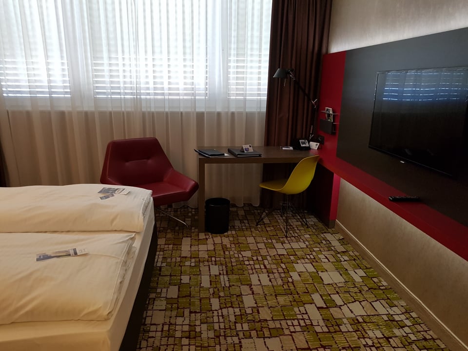 Zimmer Dorint Airport-Hotel Zürich