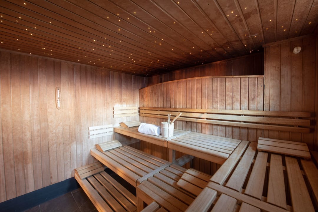 Sport & Freizeit Hotel UTO KULM car-free hideaway in Zurich