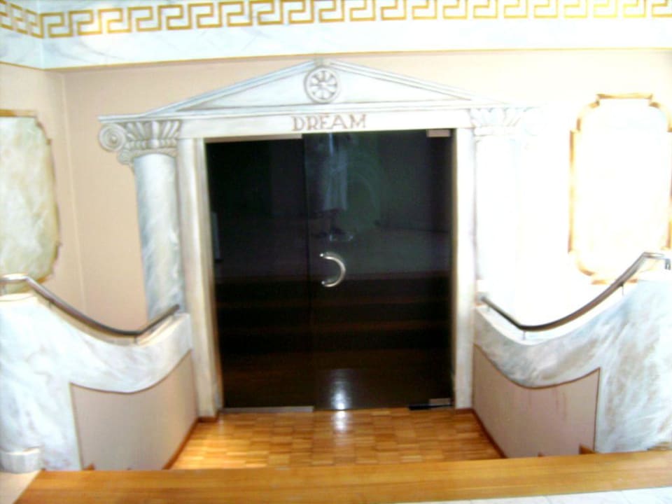 Der Eingang ins Traumland DORMERO Hotel Bonn - Windhagen