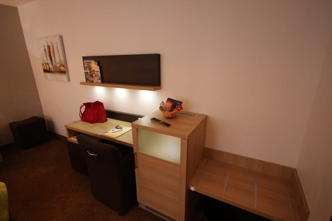 Schlafraum Zimmer 153 Ringhotel Loew's Merkur