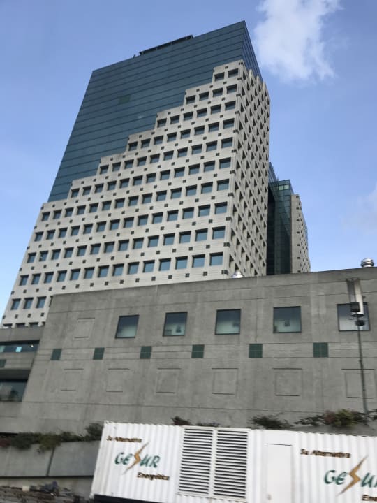 Außenansicht Hotel Grand Tikal Futura