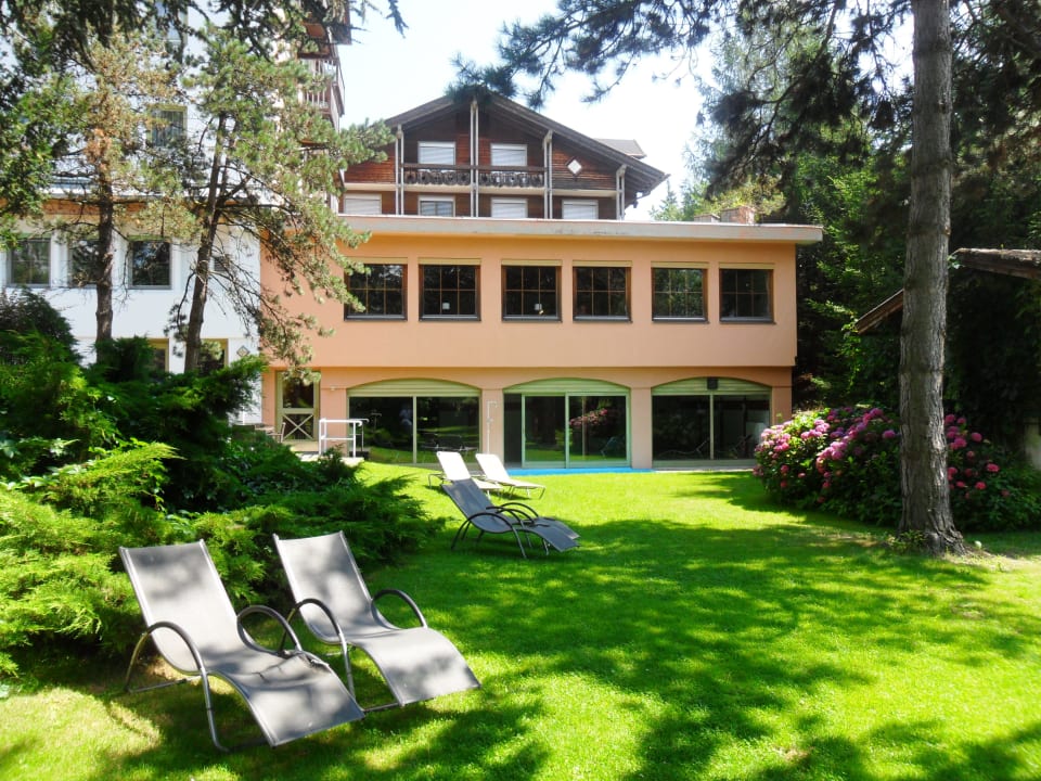 "sehr schöne Gartenanlage" Hotel Laurenzhof (Lendorf