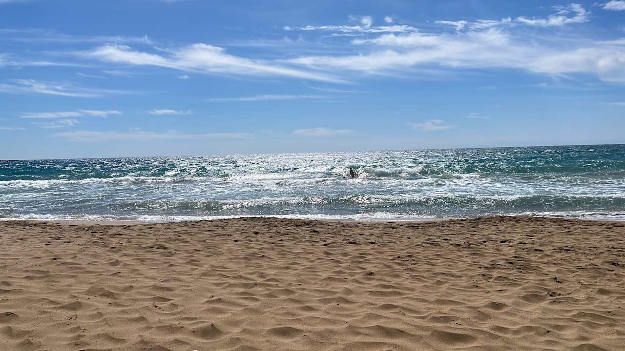 Strand Aska Hotel Just in Beach