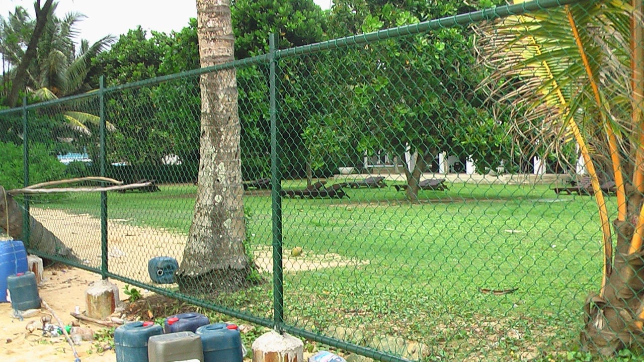 Beach gleich davor Earl’s Reef Beruwala