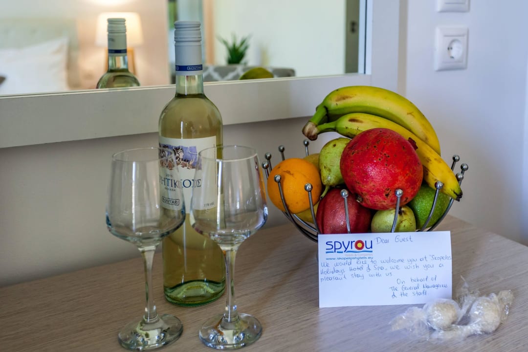 Skopelos Holidays Hotel & Spa-Wine and Fruits Skopelos Holidays Hotel & Spa