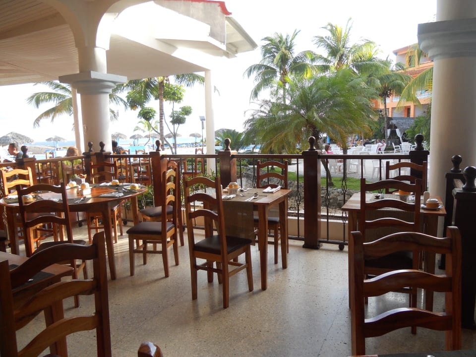 Ausblick vom Hauptrestaurant auf die Anlage Sol Rio De Luna y Mares