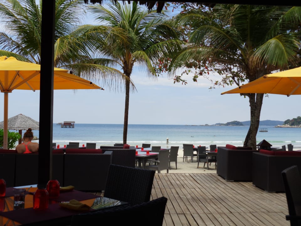 Strand Hotel Angsana Bintan