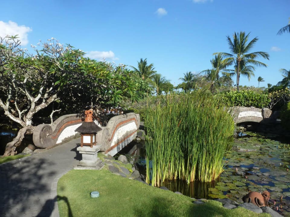 Parkähnlicher Garten Grand Hyatt Bali