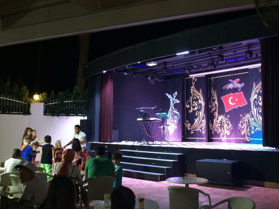 Animation Dream World Resort & Spa