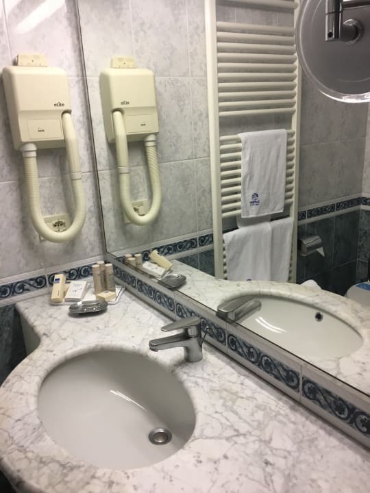 Zimmer Aparthotel Holiday