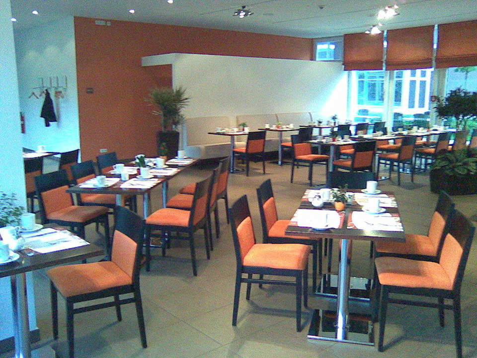 Frühstücksraum acom Hotel München