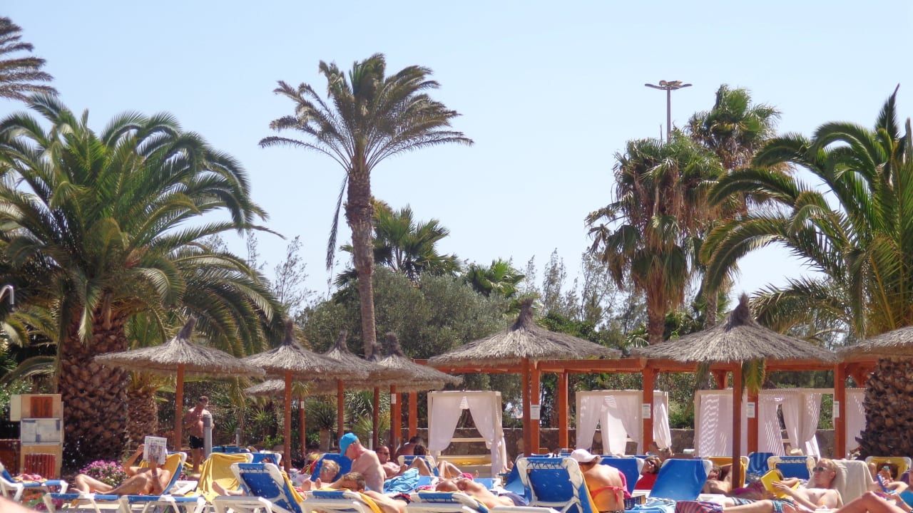 Pool Elba Carlota Beach & Golf Resort