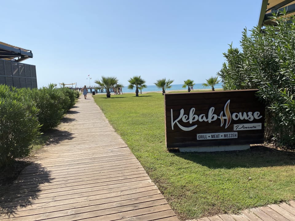 Strand Xanadu Resort Hotel